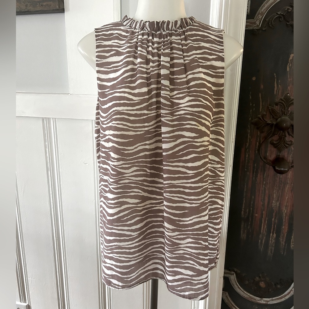 Ann Taylor Loft sleeveless blouse